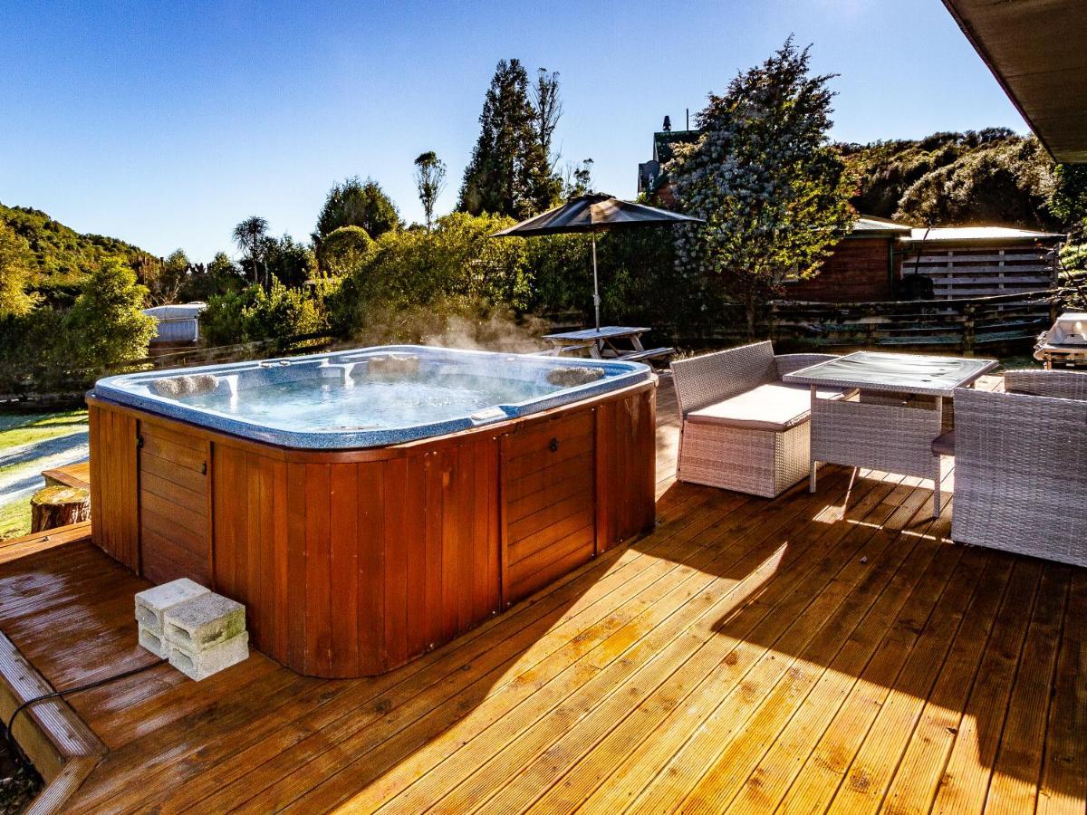 Pikorua - Raurimu Holiday Home Нешнел-Парк Экстерьер фото