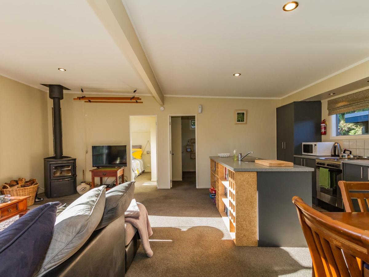 Pikorua - Raurimu Holiday Home Нешнел-Парк Экстерьер фото